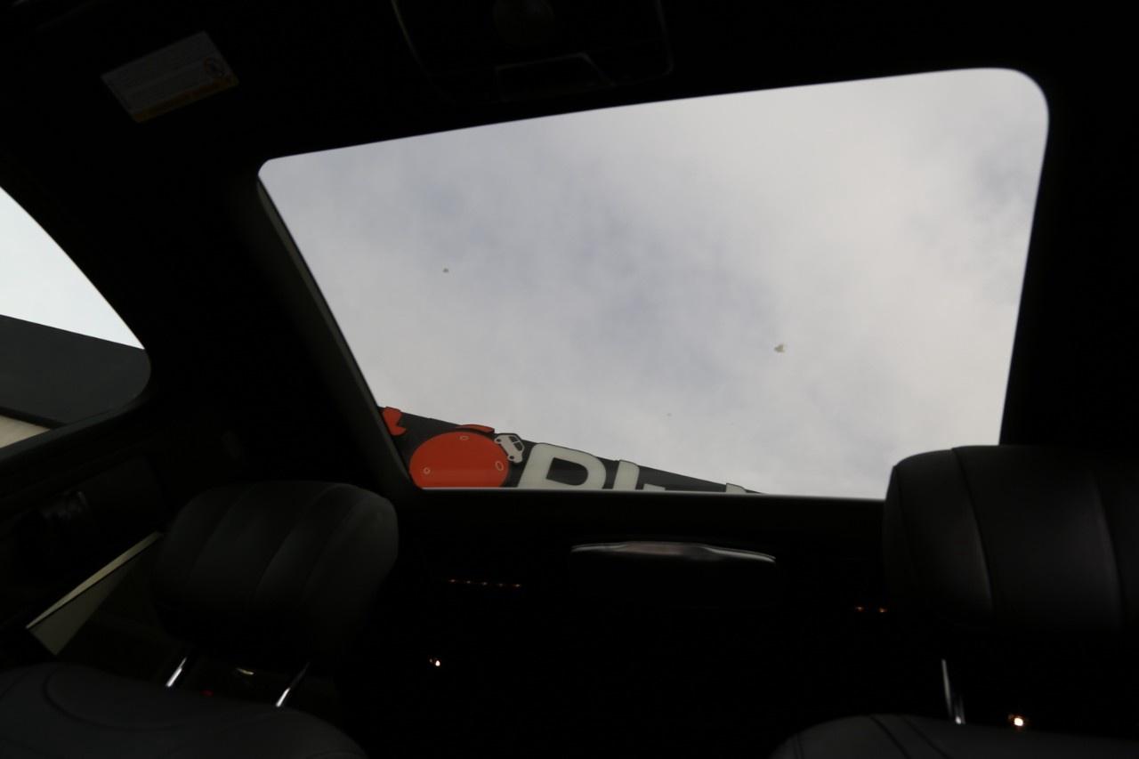 2016 Mercedes-Benz S-Class S 550 LWB 4MATIC Sedan Photo