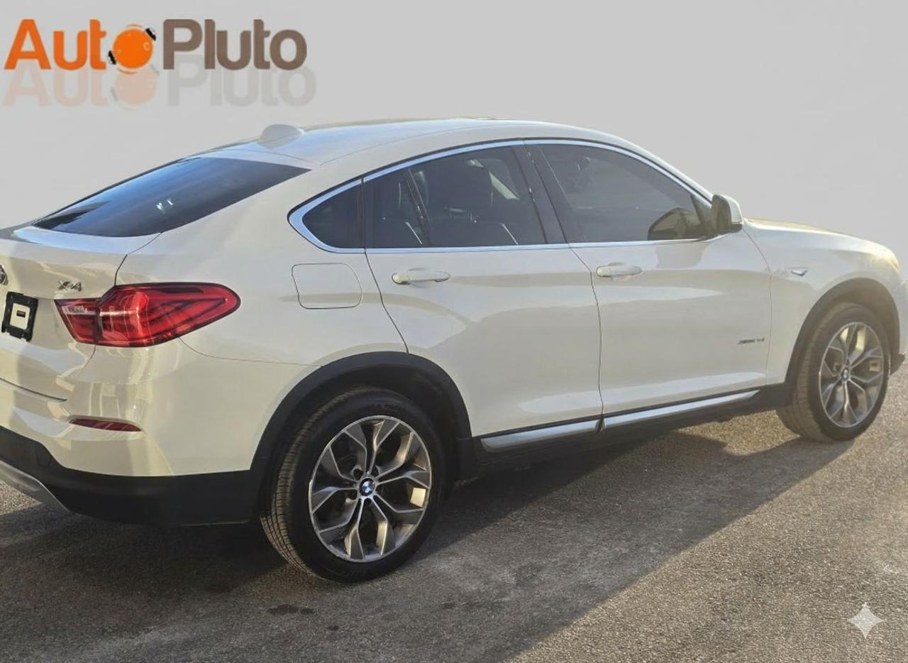 2018 BMW X4 xDrive28i Sports Activity Coupe Photo