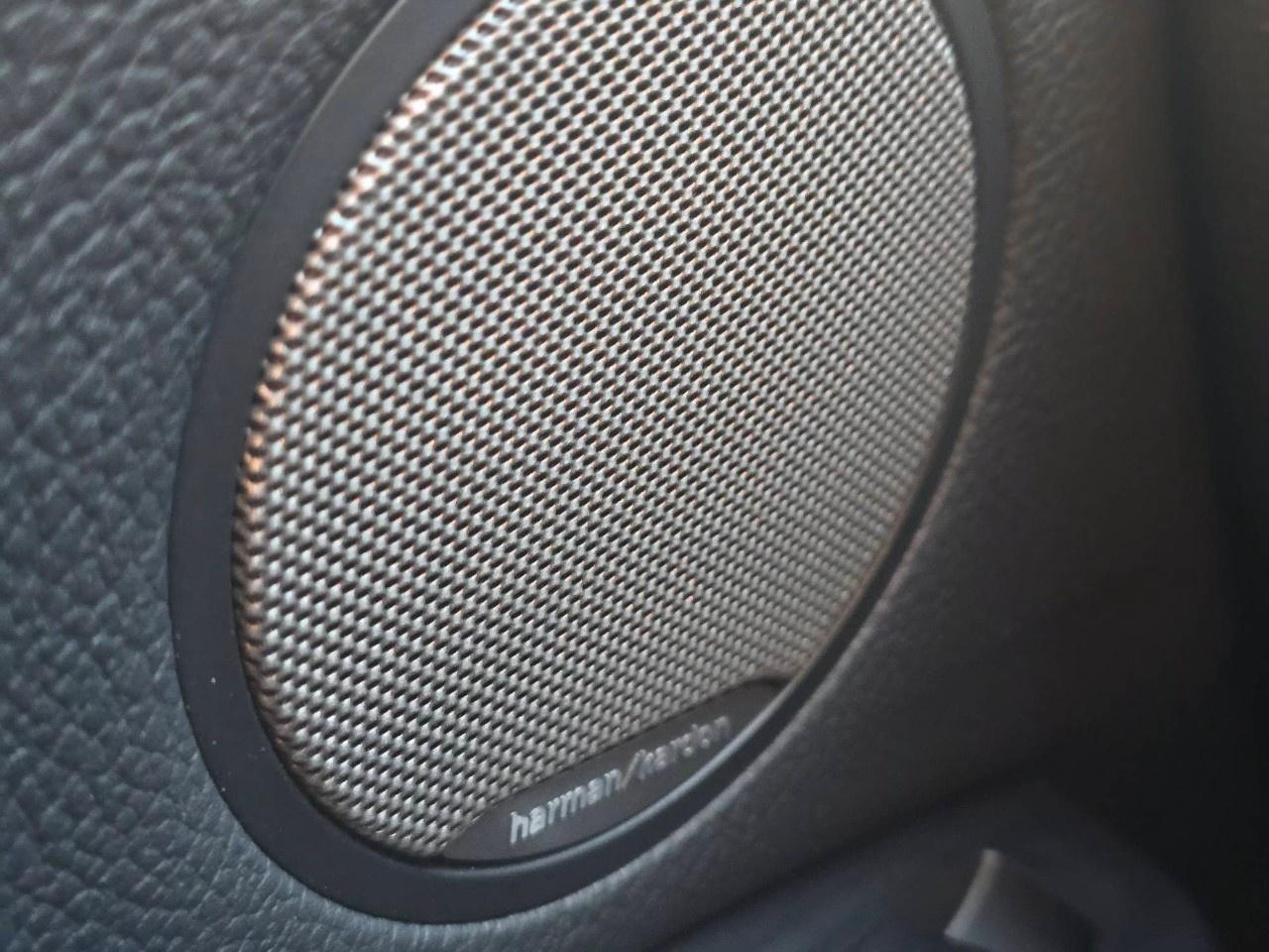 2018 BMW X4 xDrive28i Sports Activity Coupe Photo