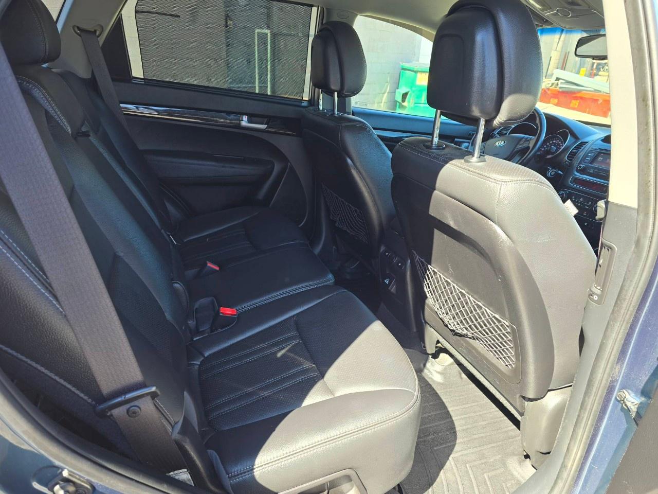 2015 Kia Sorento AWD 4dr V6 Auto EX Photo