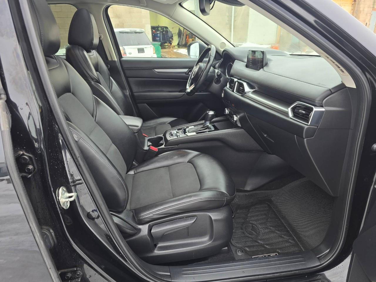 2017 Mazda CX-5 AWD 4dr Auto GS Photo