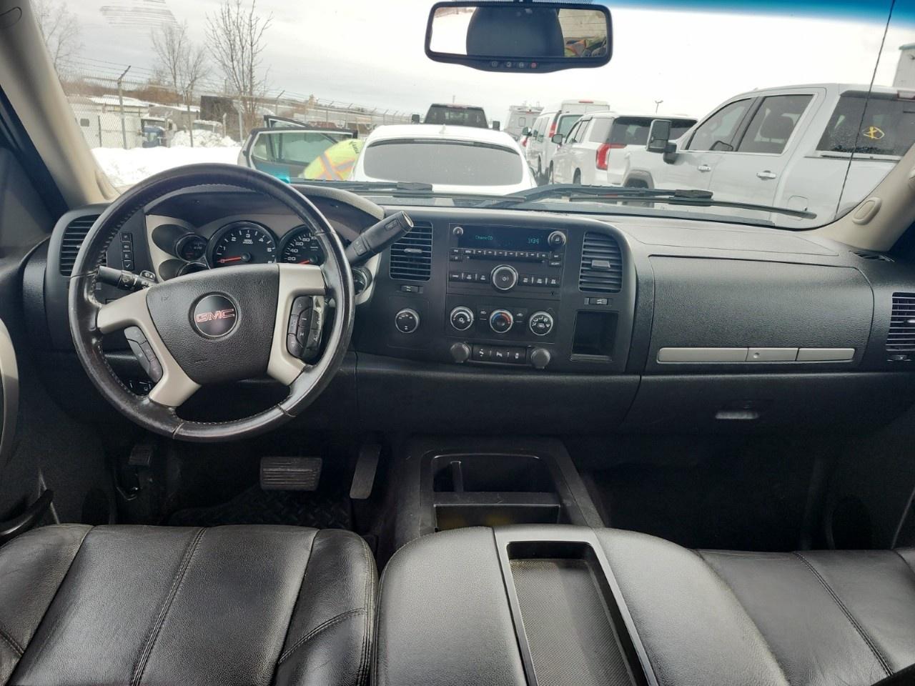 2013 GMC Sierra 1500 4WD Crew Cab Short Box SLE Photo