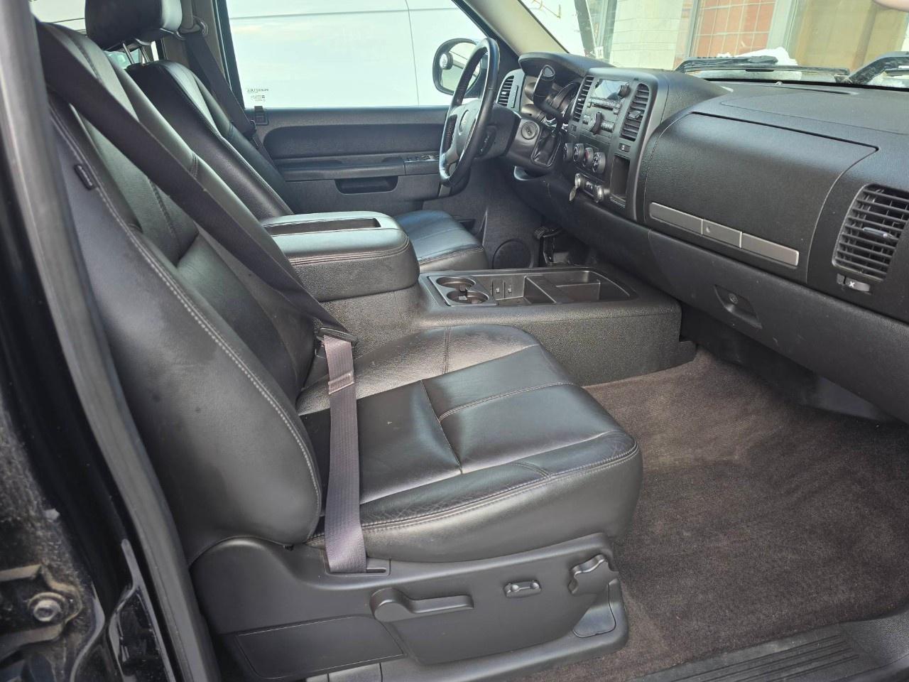 2013 GMC Sierra 1500 4WD Crew Cab Short Box SLE Photo