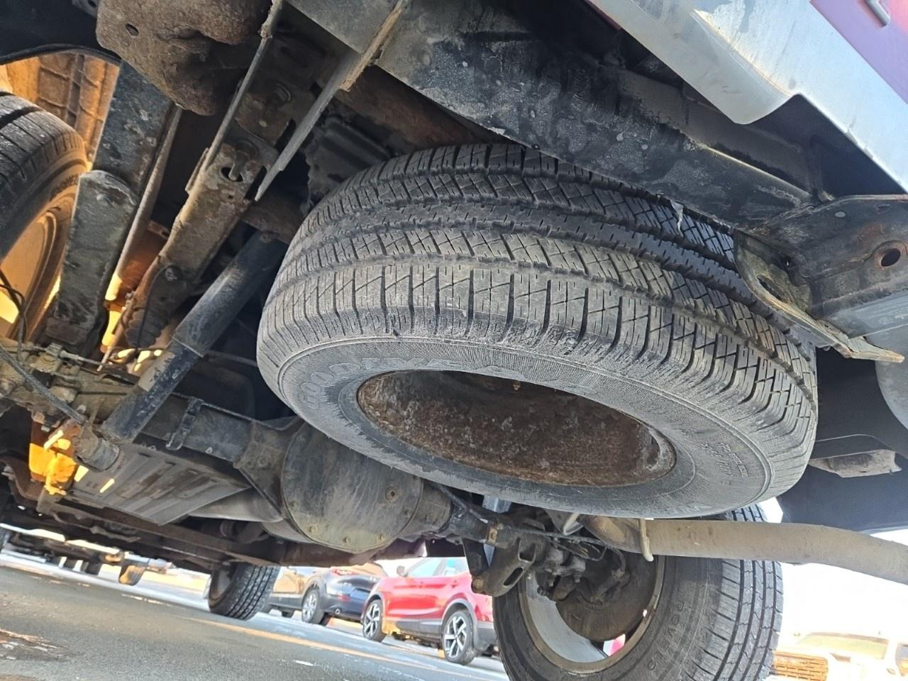 2015 GMC Sierra 1500 4WD DOUBLE CAB 143.5" SLT Photo