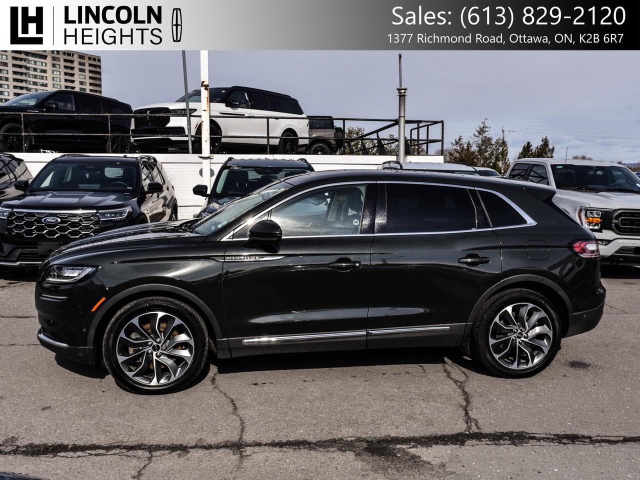 2022 Lincoln Nautilus  Photo2