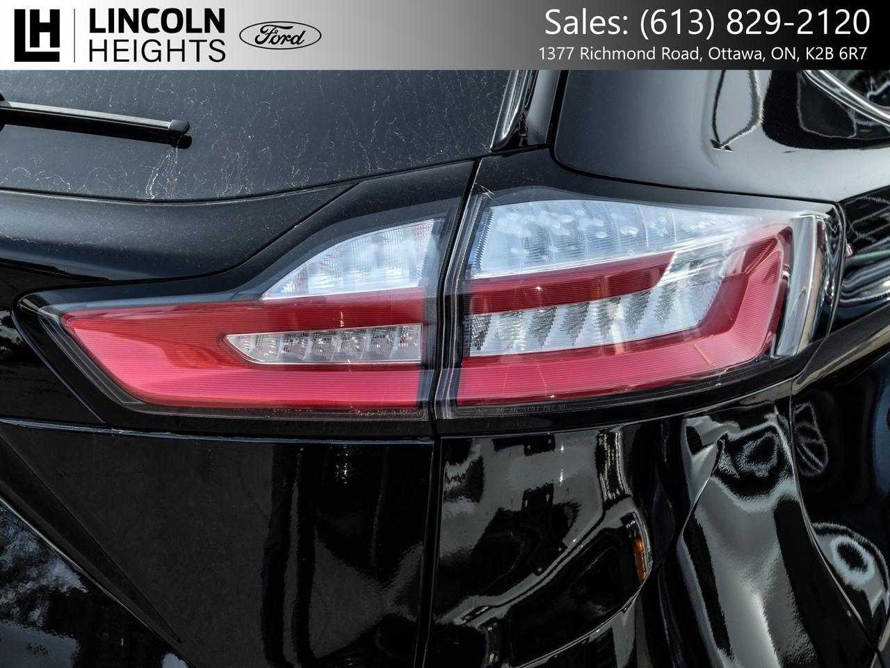 2023 Ford Edge  Photo