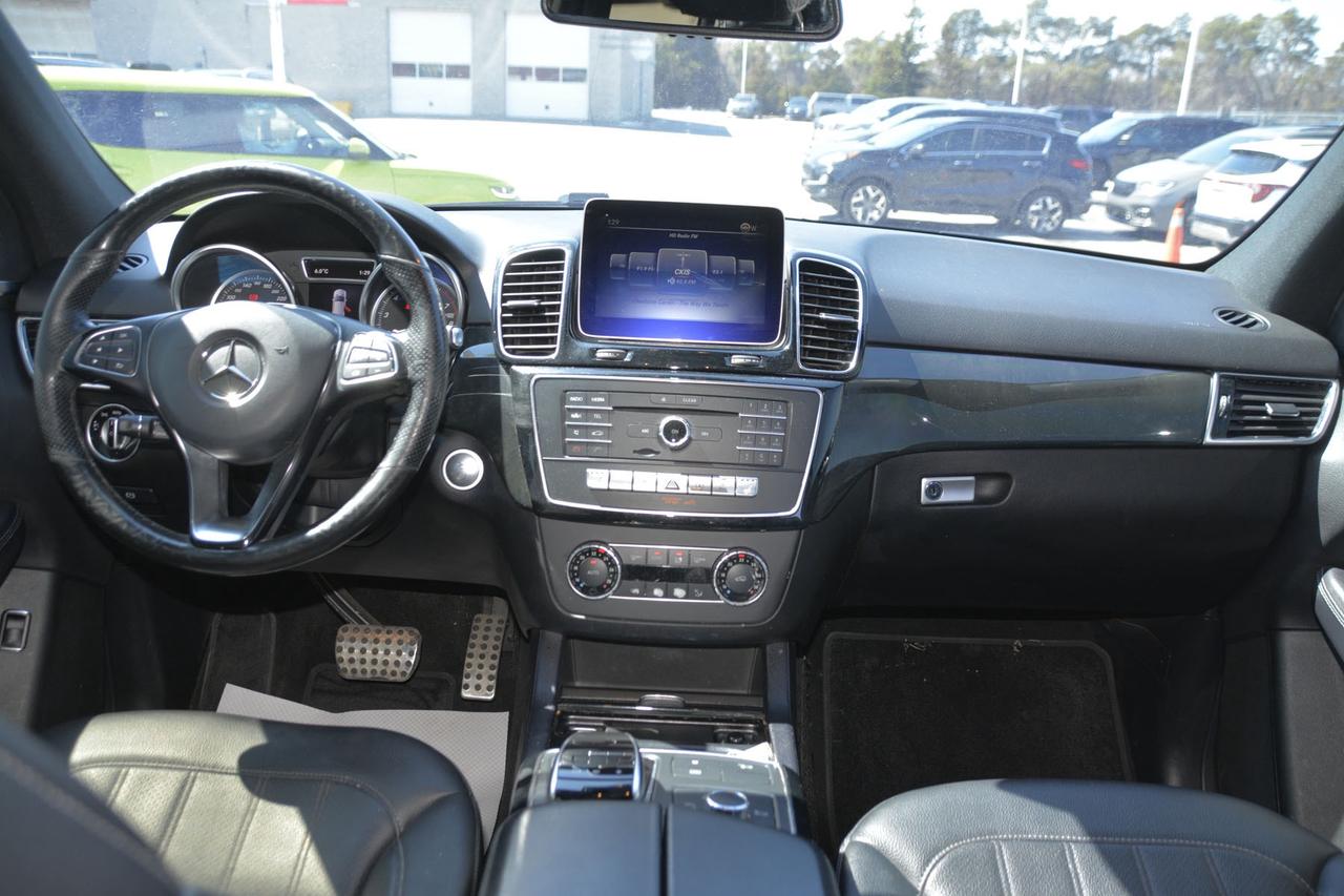 2018 Mercedes-Benz GLE 4MATIC® Photo4