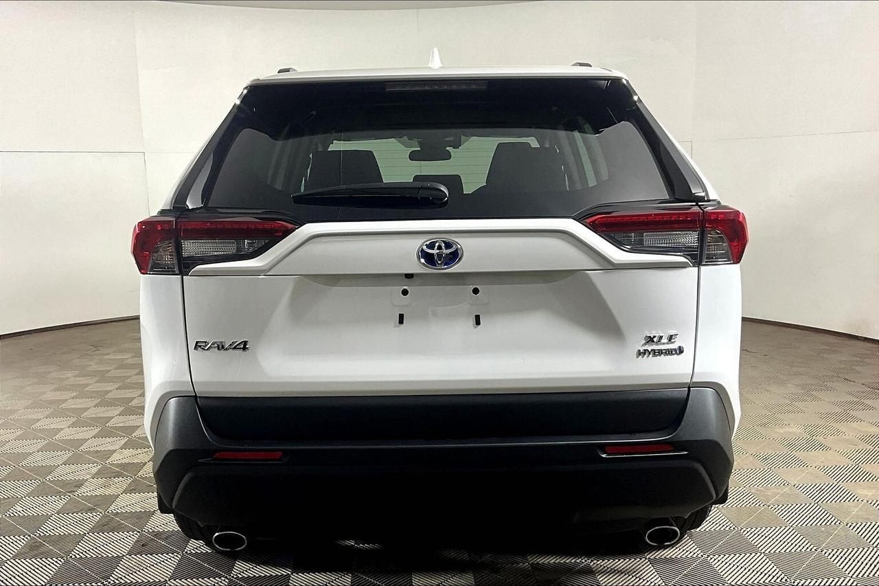 2023 Toyota RAV4 Hybrid XLE AWD Photo