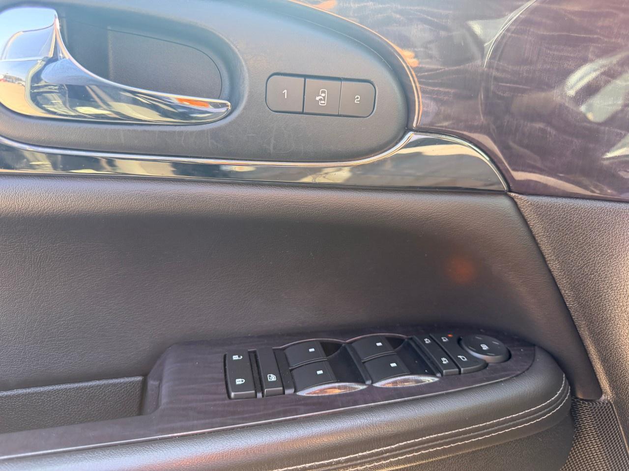 2017 Buick Enclave AWD 4dr Premium Photo