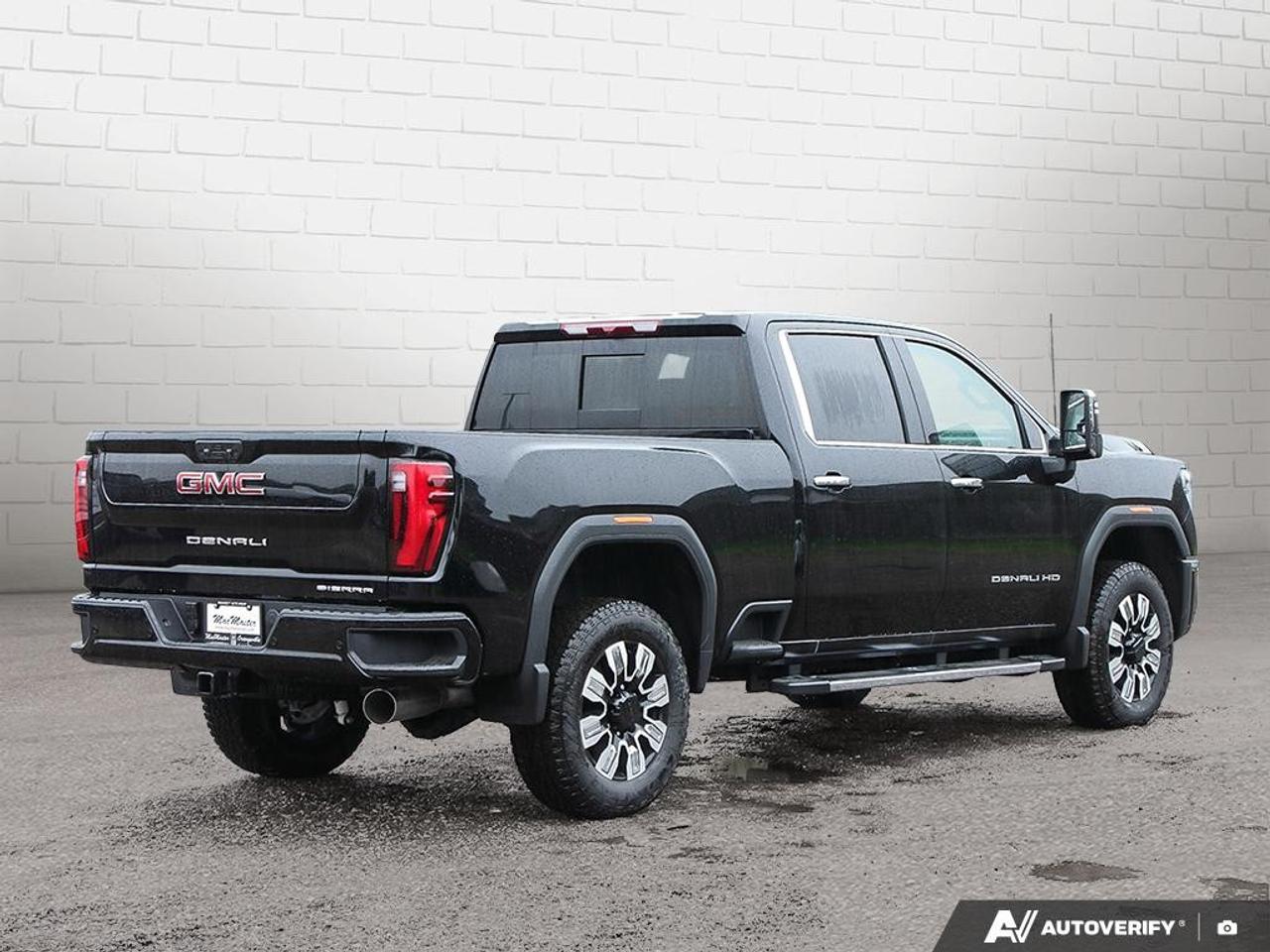 2026 GMC SIERRA 2500HD Crew Cab Standard Box 4-Wheel Drive Denali Photo