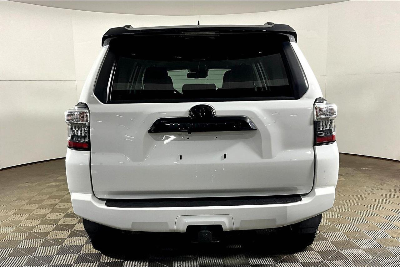 2021 Toyota 4Runner 4WD Photo