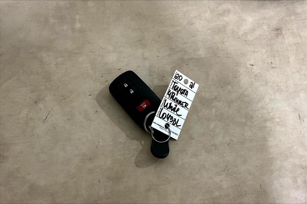 2021 Toyota 4Runner 4WD Photo