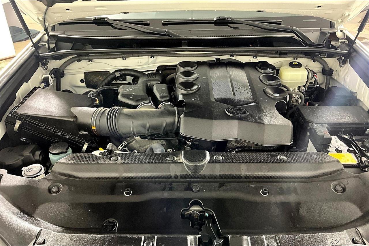 2021 Toyota 4Runner 4WD Photo