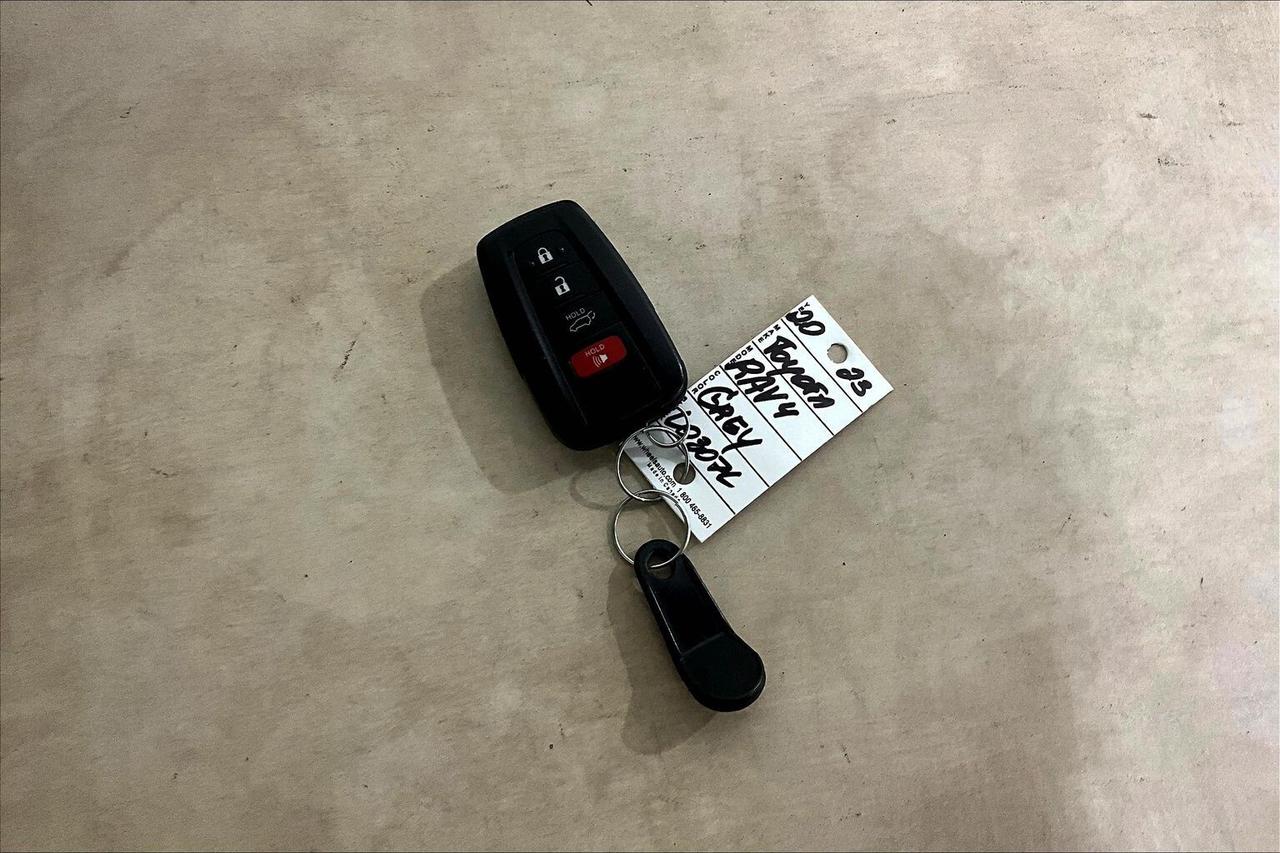 2023 Toyota RAV4 Hybrid XLE AWD Photo