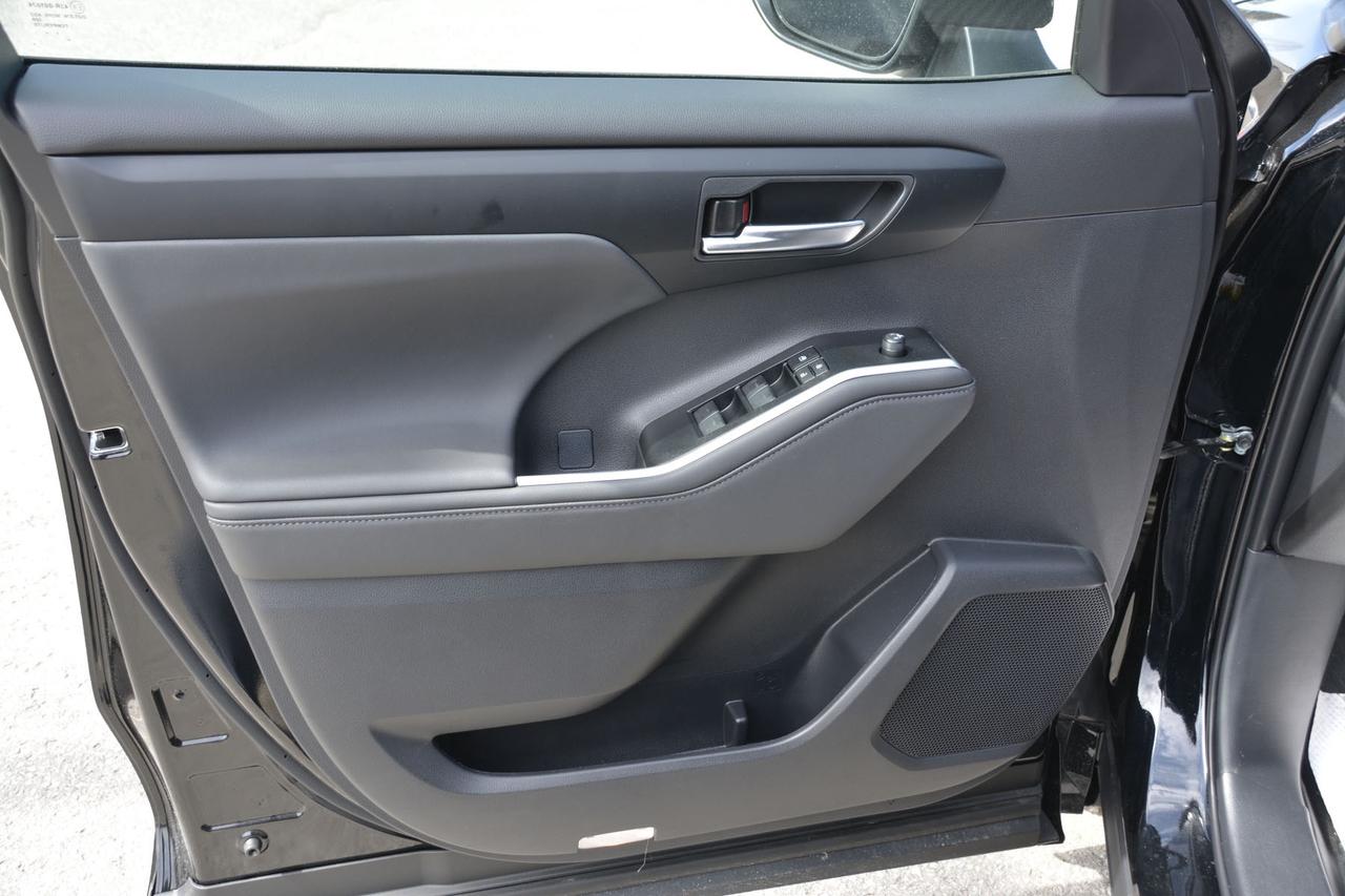 2026 Toyota Highlander XSE AWD Photo