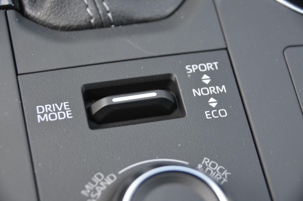 2026 Toyota Highlander XSE AWD Photo