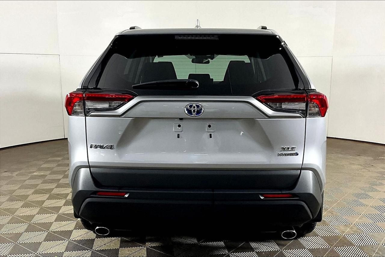 2021 Toyota RAV4 Hybrid XLE AWD Photo