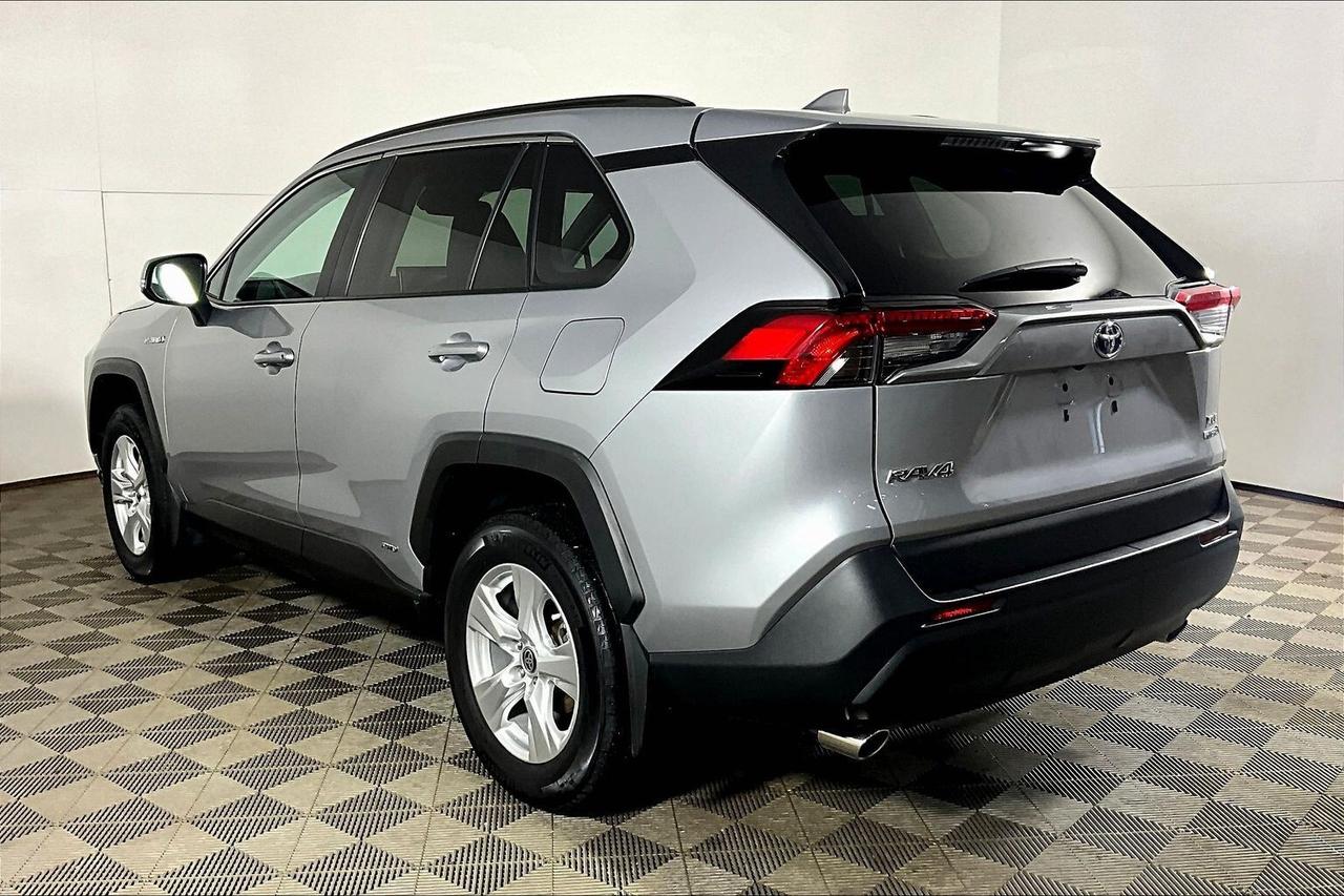 2021 Toyota RAV4 Hybrid XLE AWD Photo