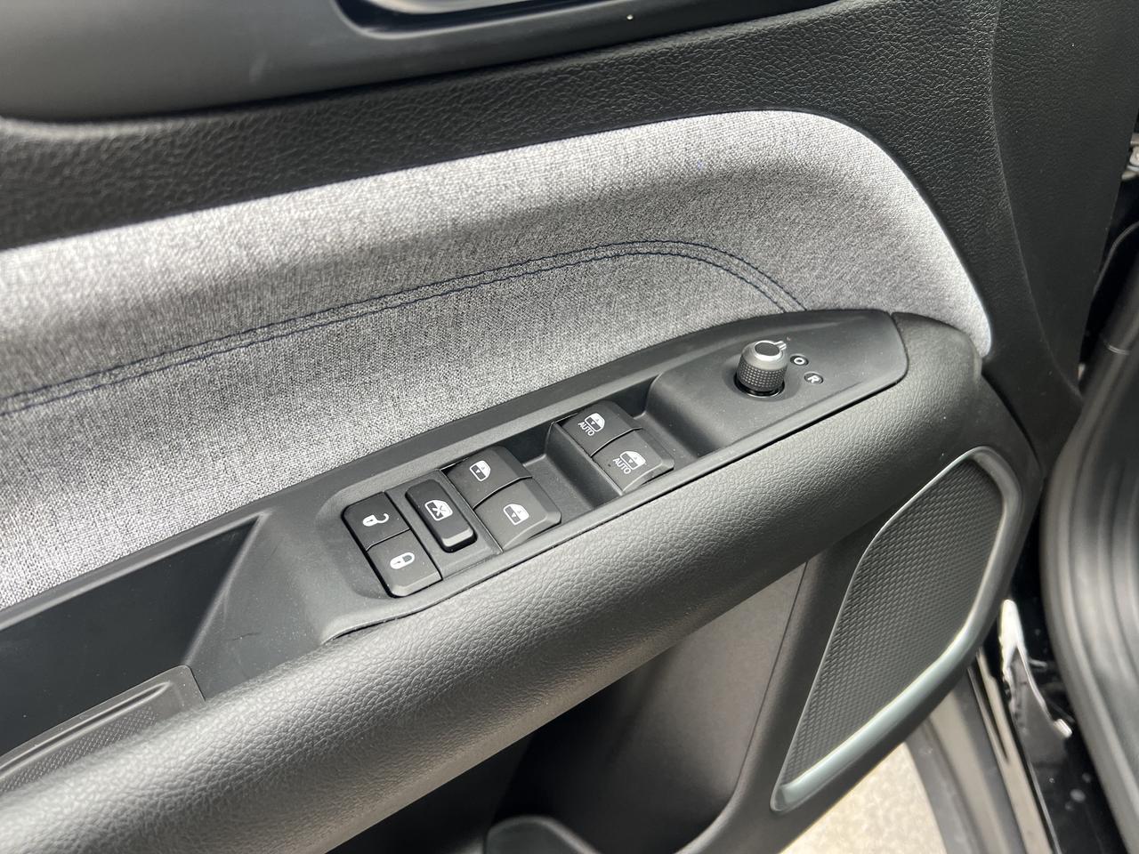 2025 Jeep Compass North 4X4  - Demo!  Qualifies for New Rates! Photo