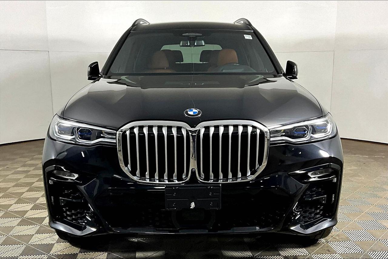 2022 BMW X7 xDrive40i Sports Activity Vehicle Photo