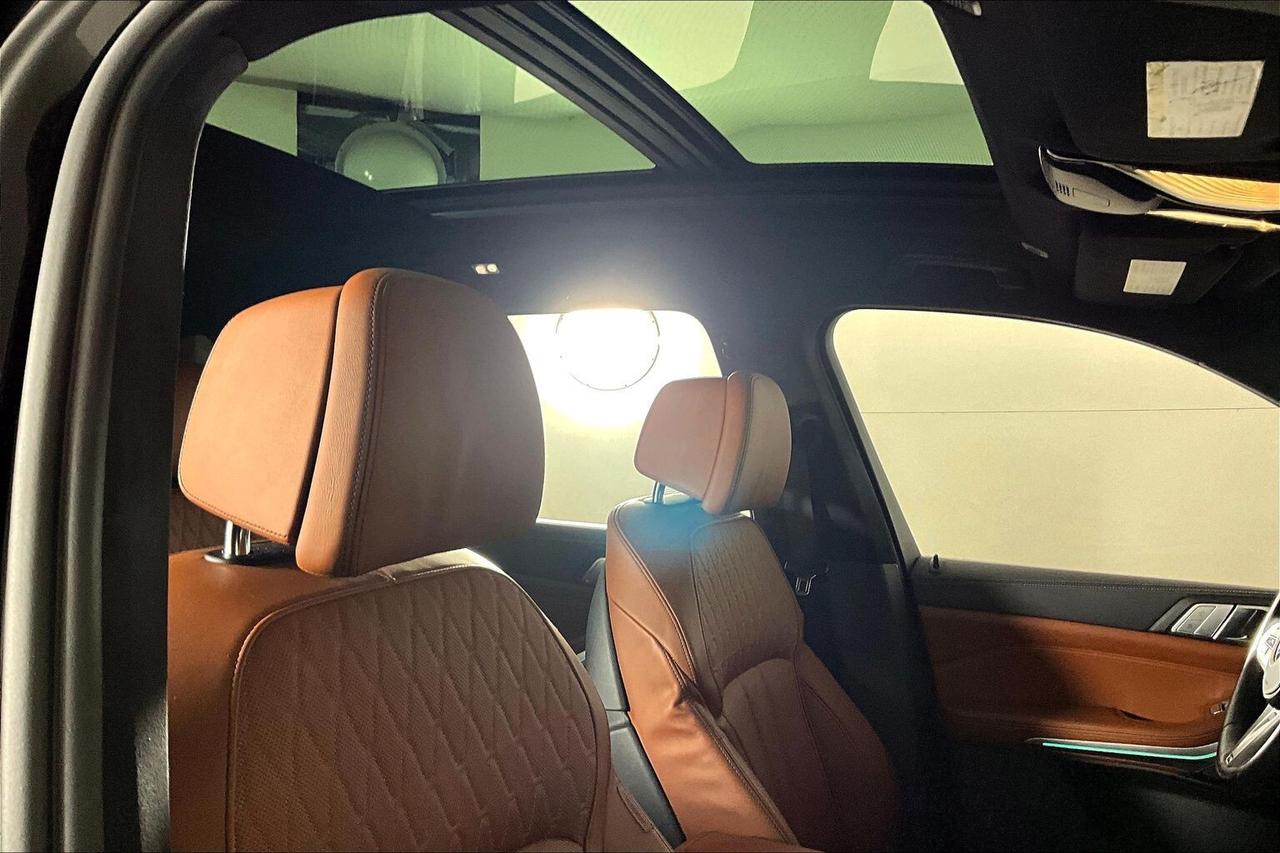 2022 BMW X7 xDrive40i Sports Activity Vehicle Photo