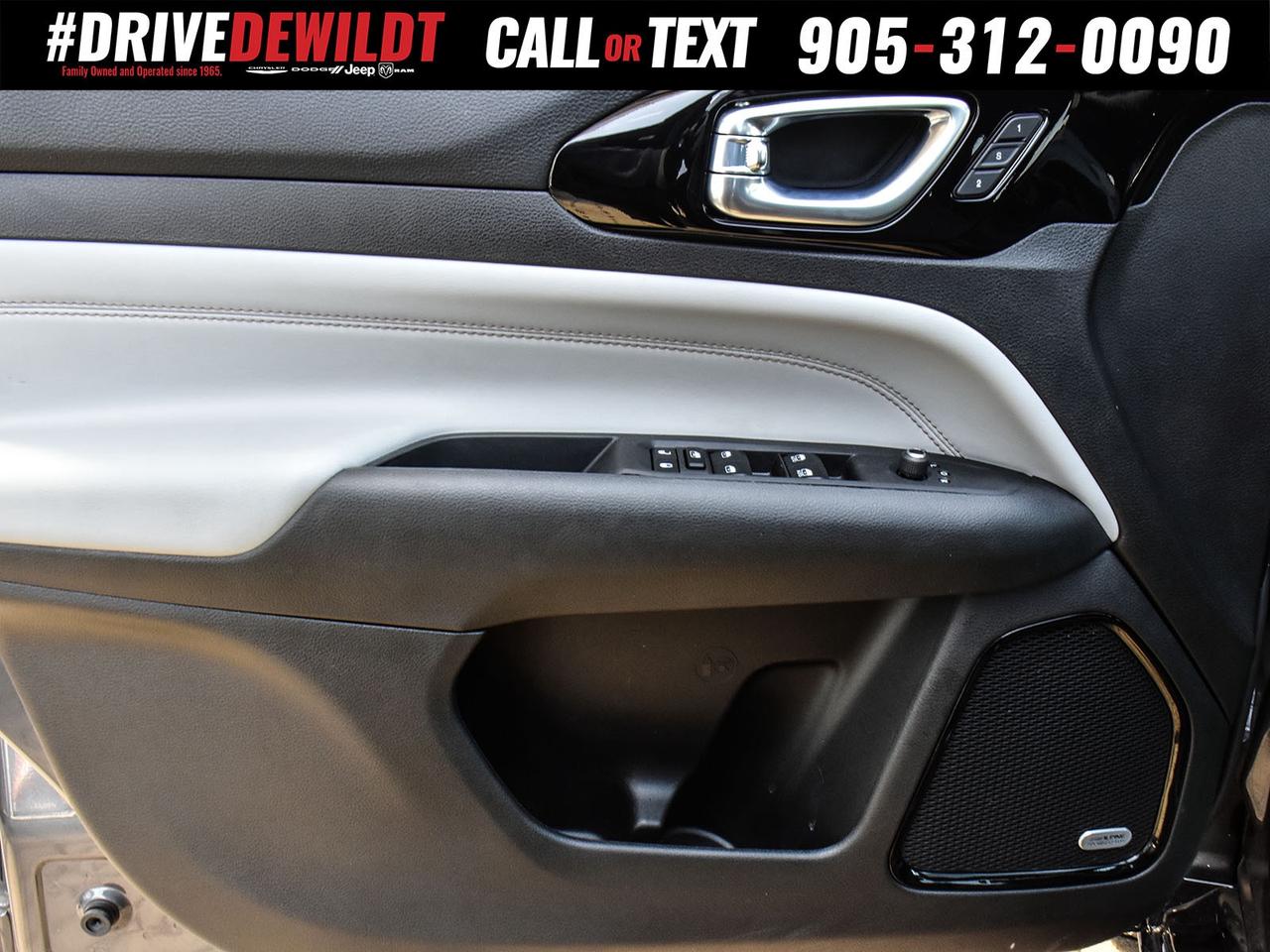 2024 Jeep Compass LIMITED   PANO ROOF   ELITE GROUP Photo