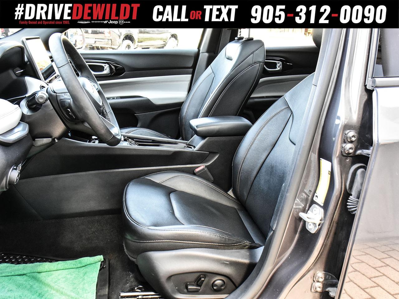 2024 Jeep Compass LIMITED   PANO ROOF   ELITE GROUP Photo