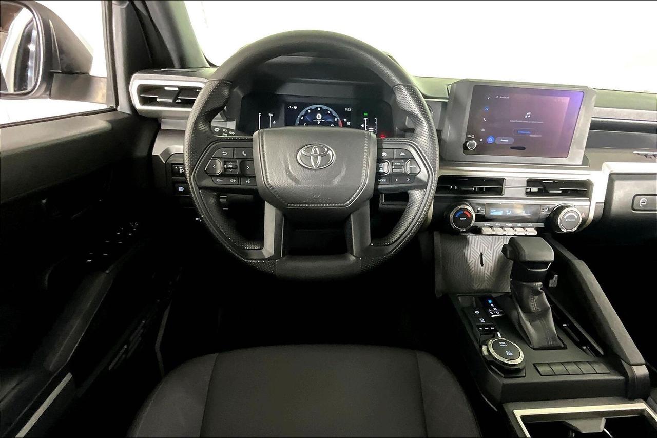 2025 Toyota Tacoma 4x4 Double Cab Auto Photo