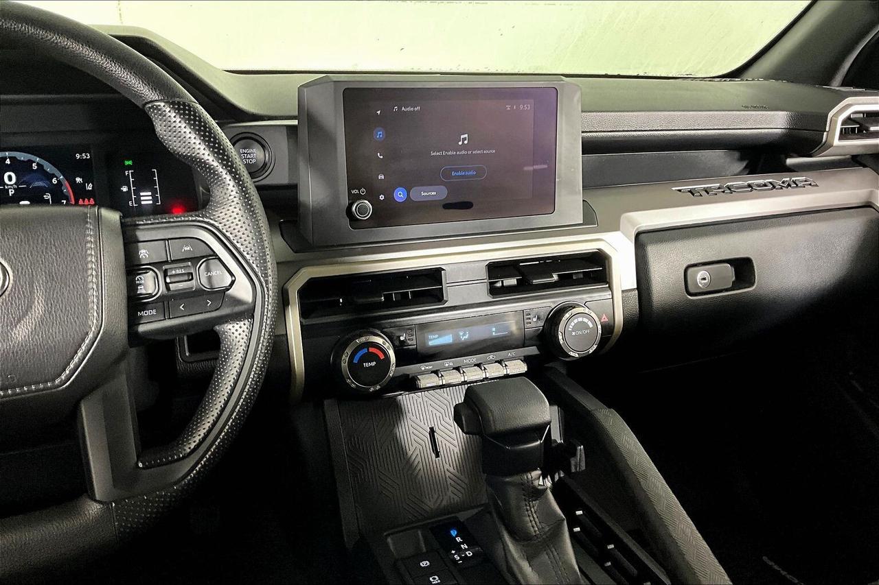 2025 Toyota Tacoma 4x4 Double Cab Auto Photo