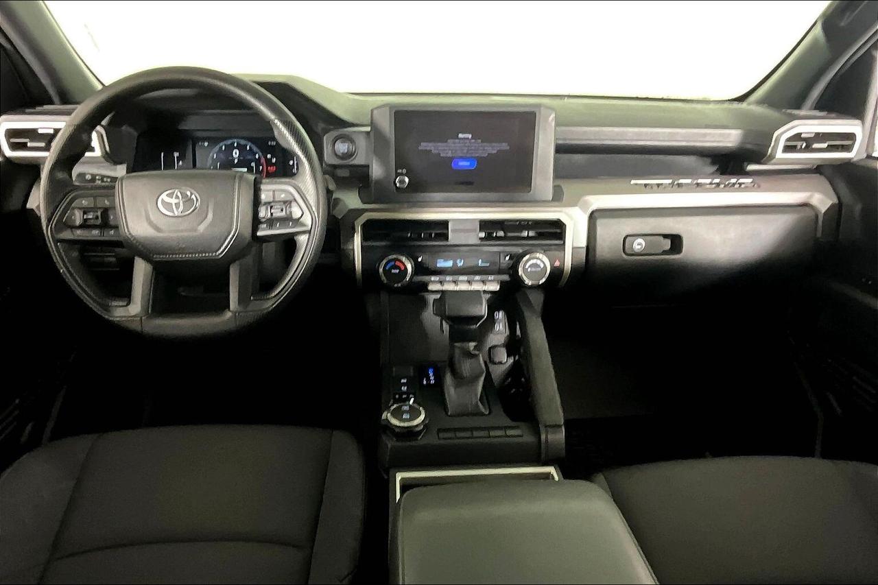 2025 Toyota Tacoma 4x4 Double Cab Auto Photo