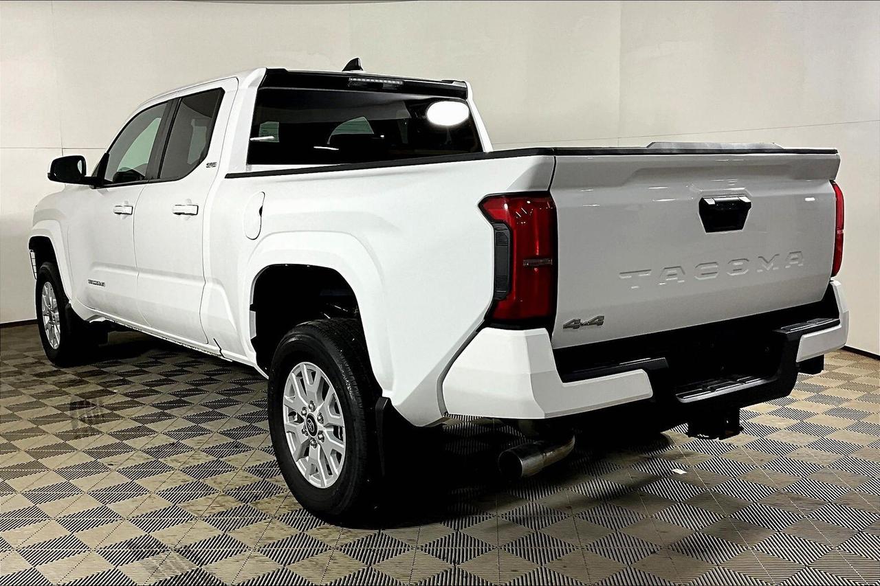 2025 Toyota Tacoma 4x4 Double Cab Auto Photo