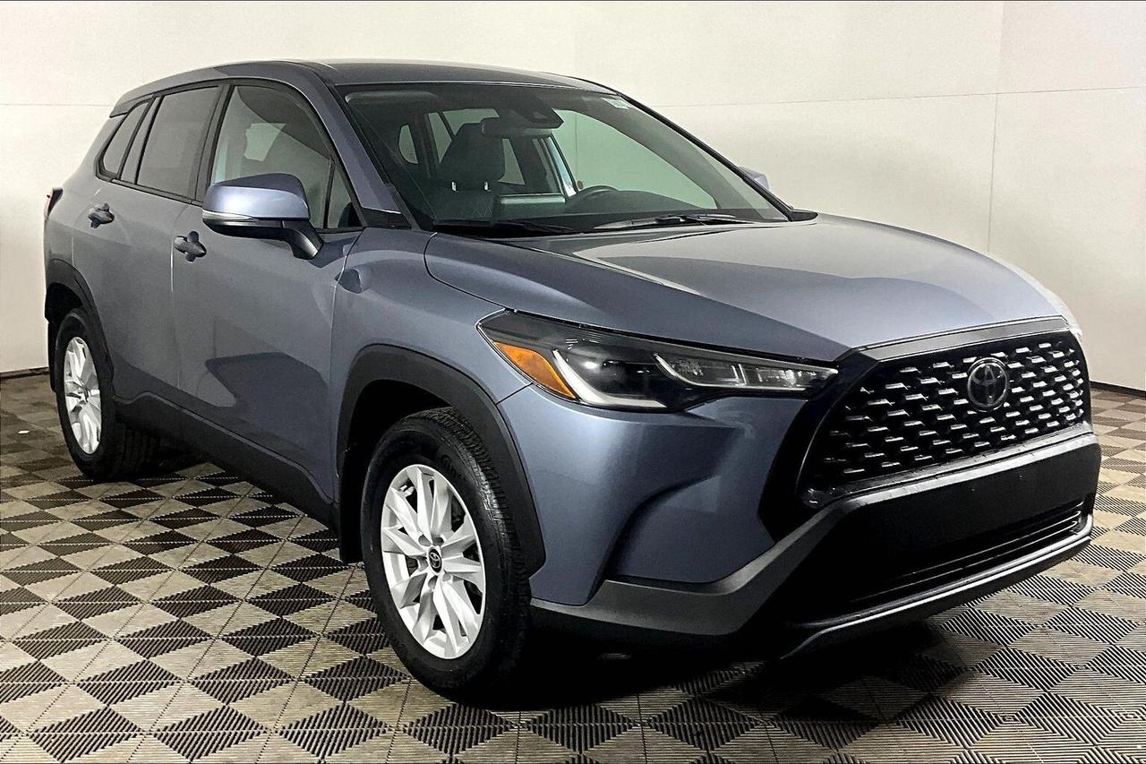2022 Toyota Corolla Cross LE AWD Photo