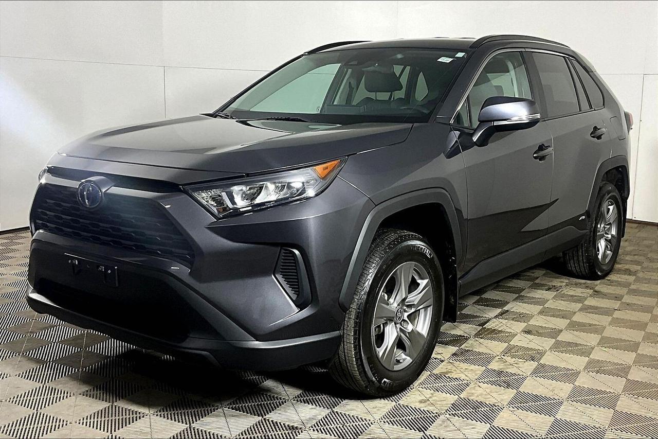 2024 Toyota RAV4 Hybrid LE AWD Photo