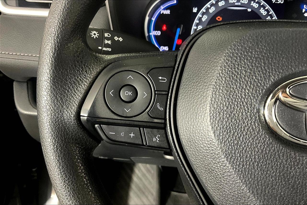 2024 Toyota RAV4 Hybrid LE AWD Photo