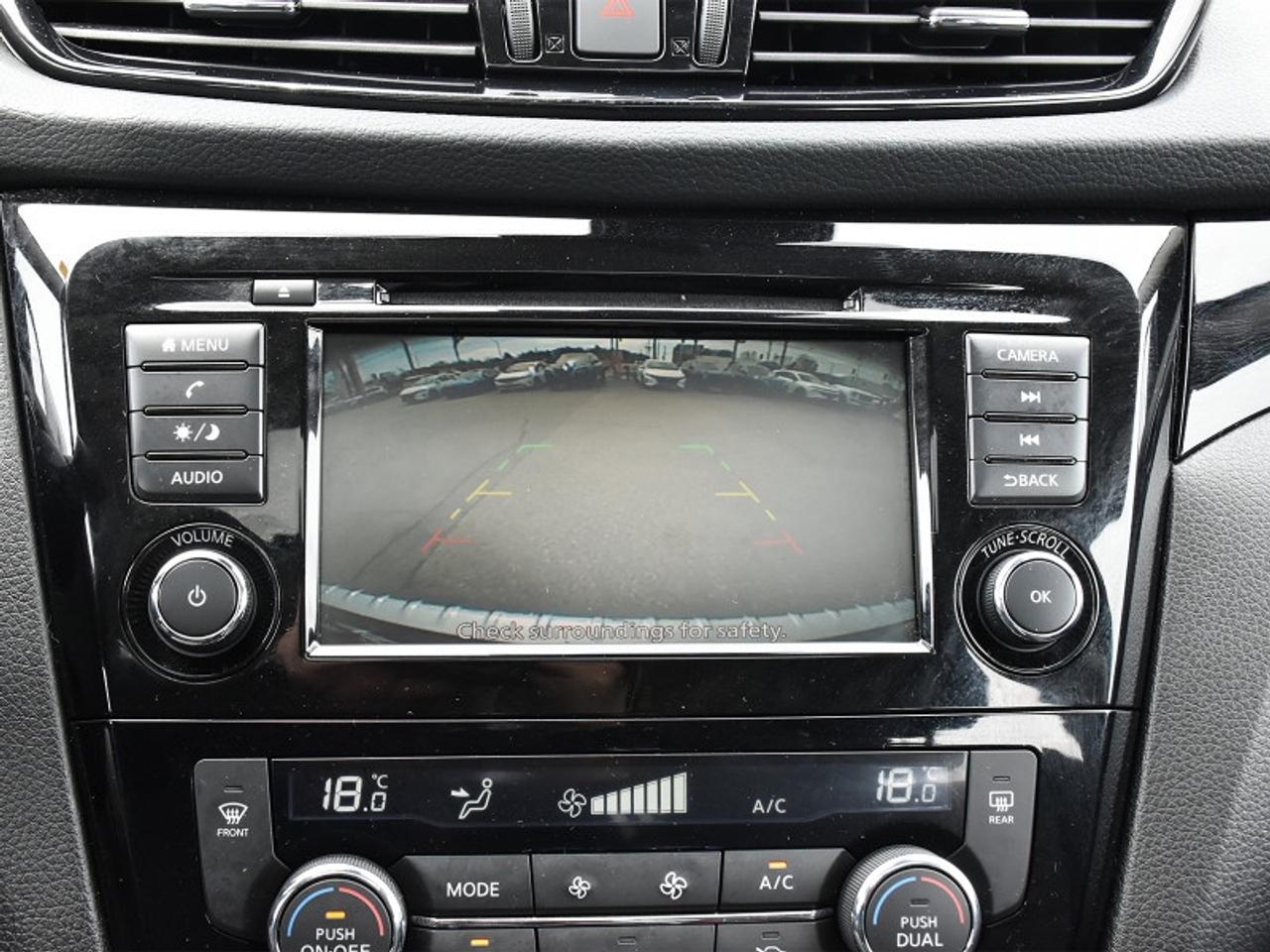 2023 Nissan Qashqai SV AWD   Roof   Alloys   Rear Camera Photo