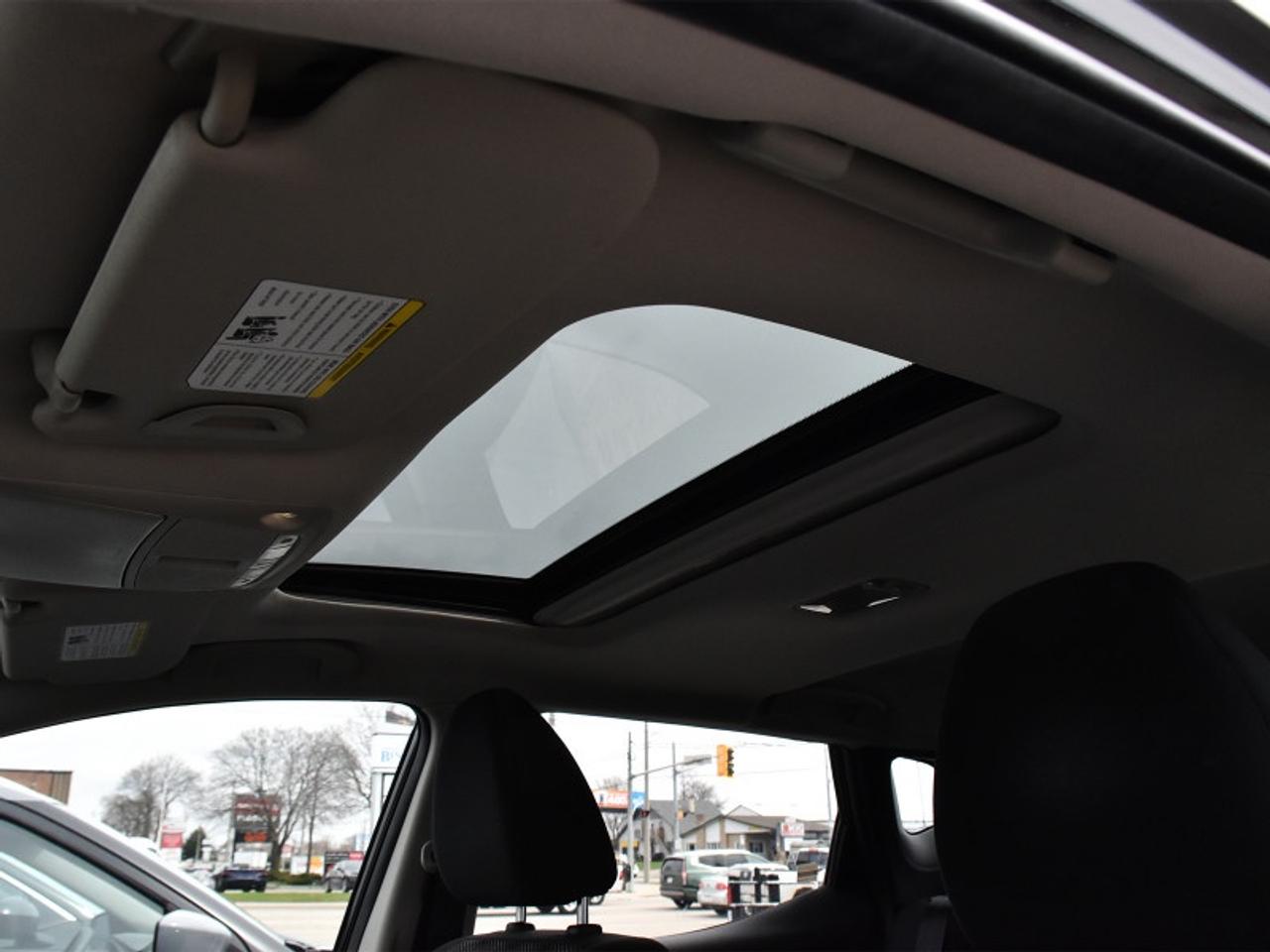 2023 Nissan Qashqai SV AWD   Roof   Alloys   Rear Camera Photo
