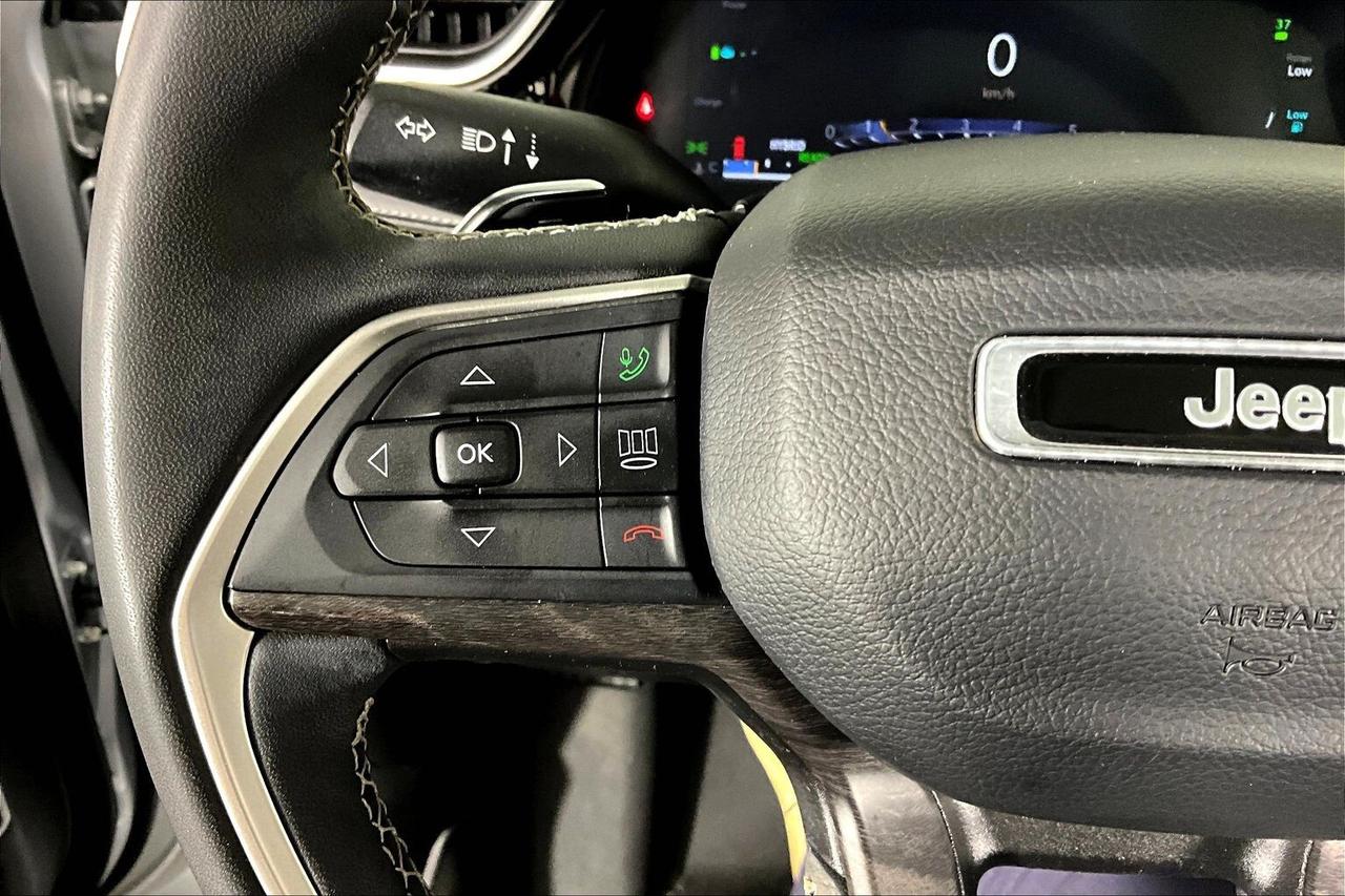 2023 Jeep Grand Cherokee 4xe 4x4 Photo