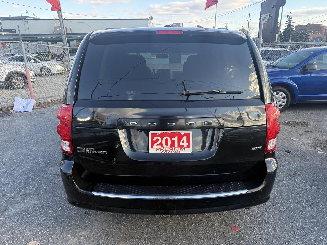 2014 Dodge Grand Caravan *** 3 YEAR WARRANTY INCLUDED *** Photo