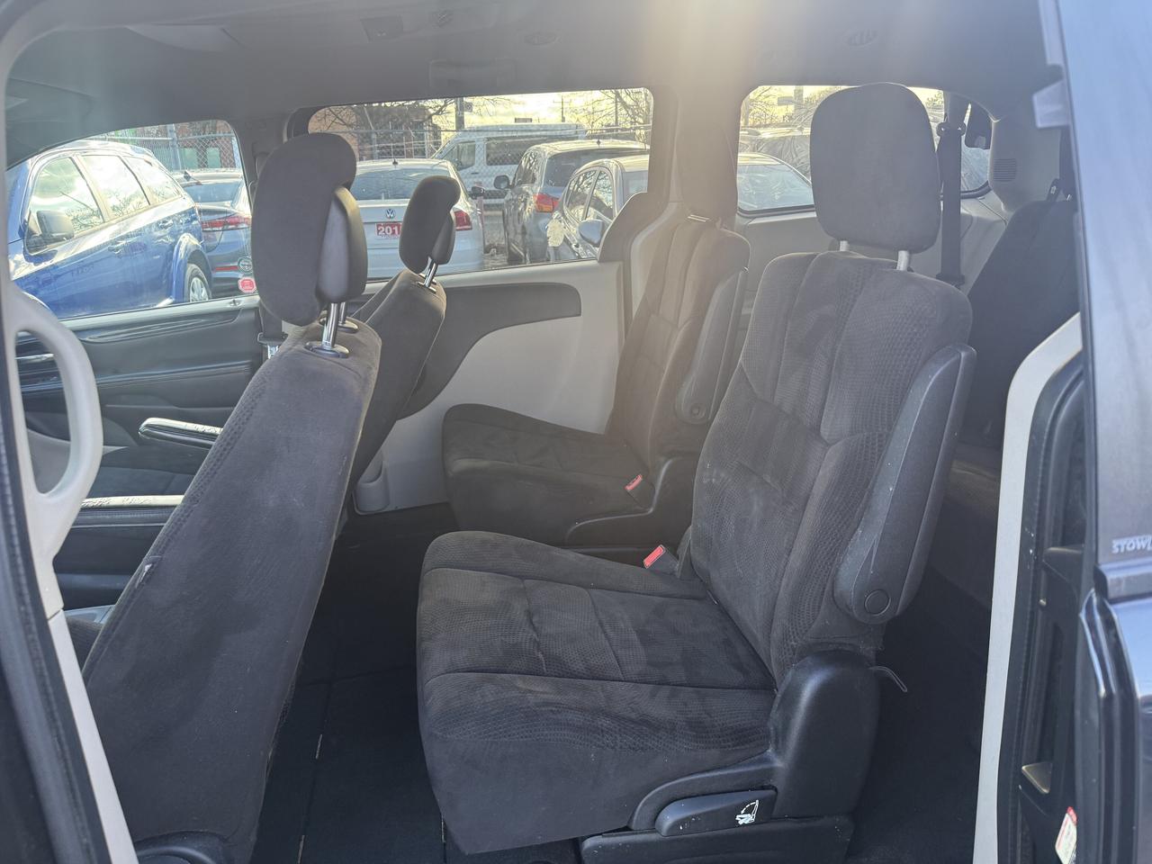 2014 Dodge Grand Caravan *** 3 YEAR WARRANTY INCLUDED *** Photo