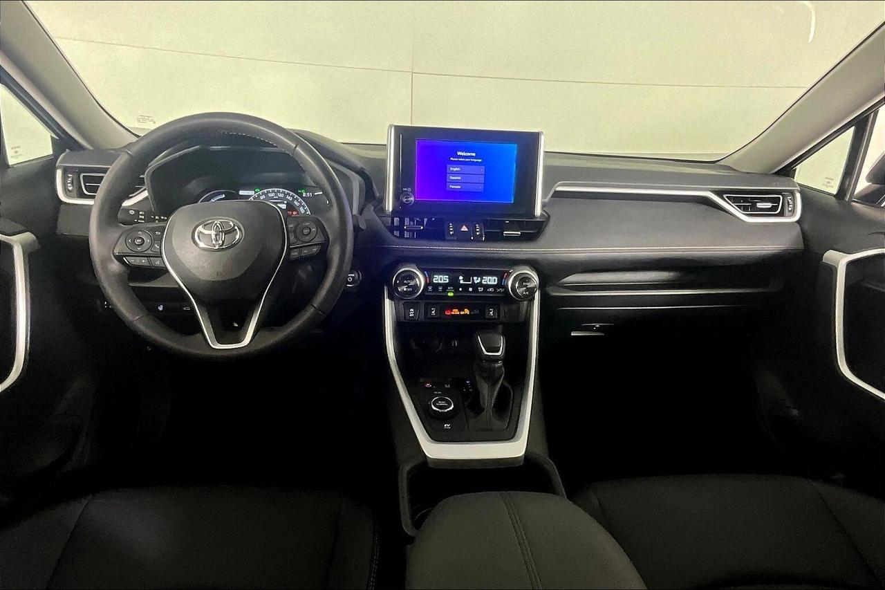 2025 Toyota RAV4 Hybrid XLE AWD Photo