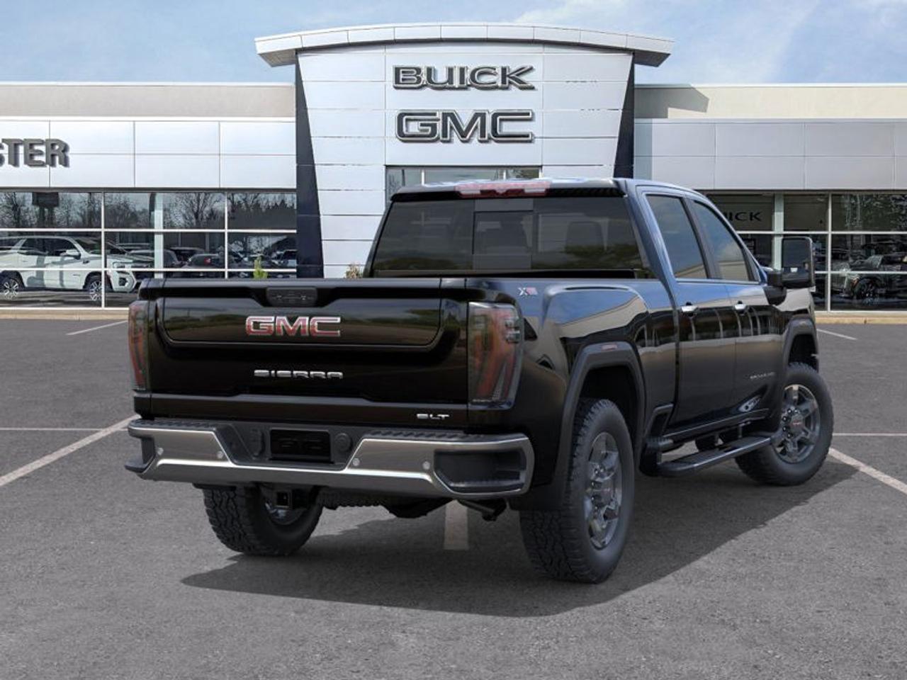 2026 GMC Sierra 3500HD 4WD Crew Cab Standard Box SLT Photo4