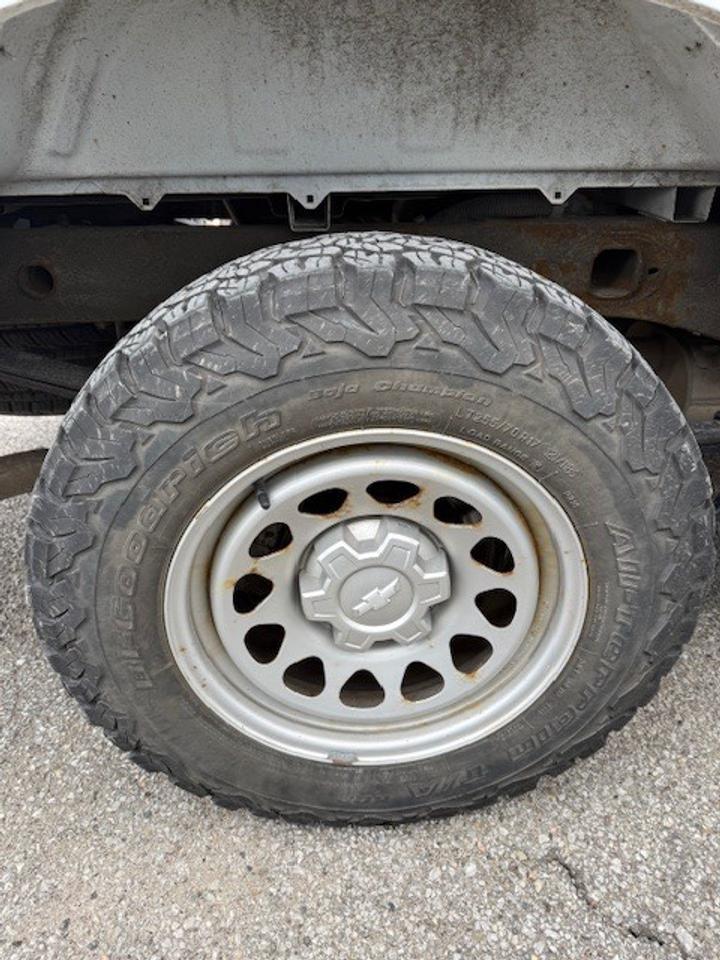 2021 Chevrolet Silverado 1500 2WD Reg Cab 140  Work Truck Long Box Photo