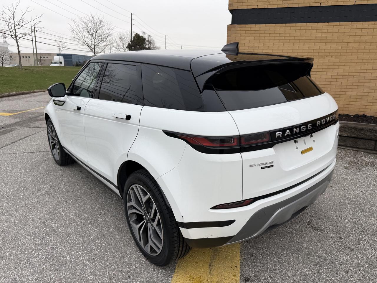 2020 Land Rover Range Rover Evoque P250 SE R DYNAMIC ADAPTIVE CRUISE MERIDIAN SOUND Photo