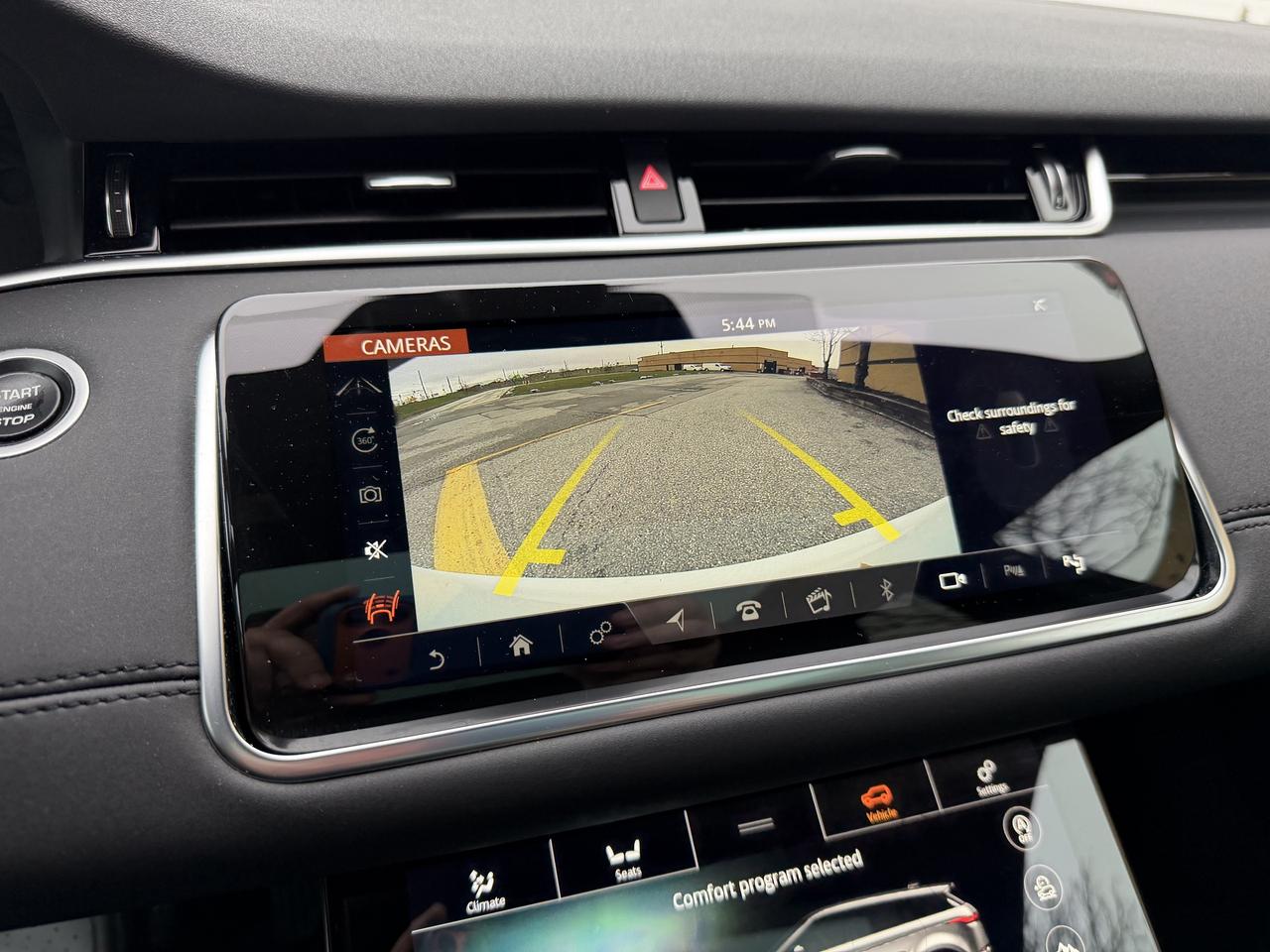 2020 Land Rover Range Rover Evoque P250 SE R DYNAMIC ADAPTIVE CRUISE MERIDIAN SOUND Photo