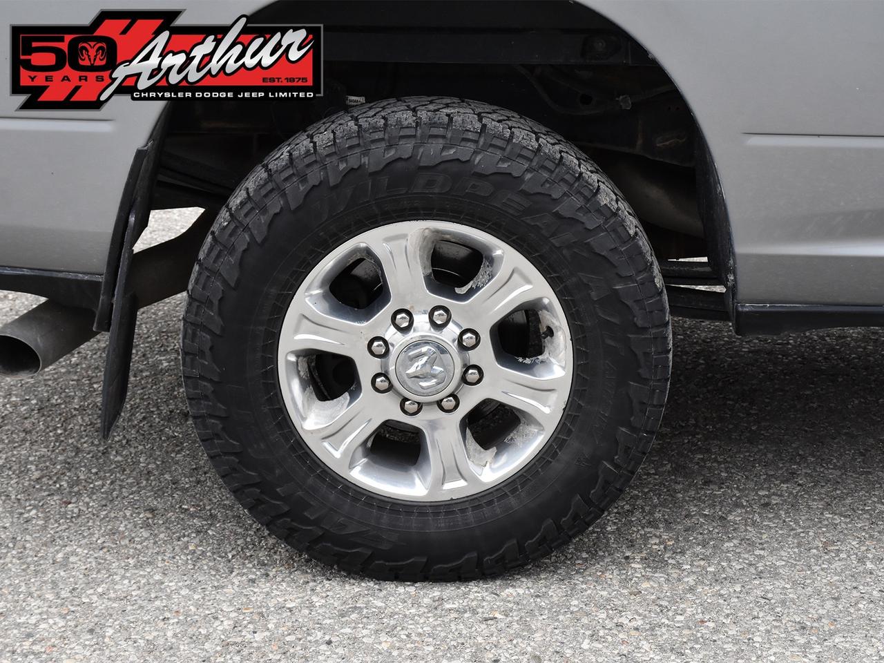 2022 RAM 3500 BIG HORN CREW CAB 4X4 WITH 8FT BOX Photo