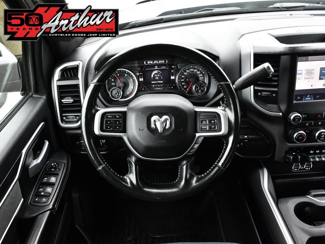 2022 RAM 3500 BIG HORN CREW CAB 4X4 WITH 8FT BOX Photo