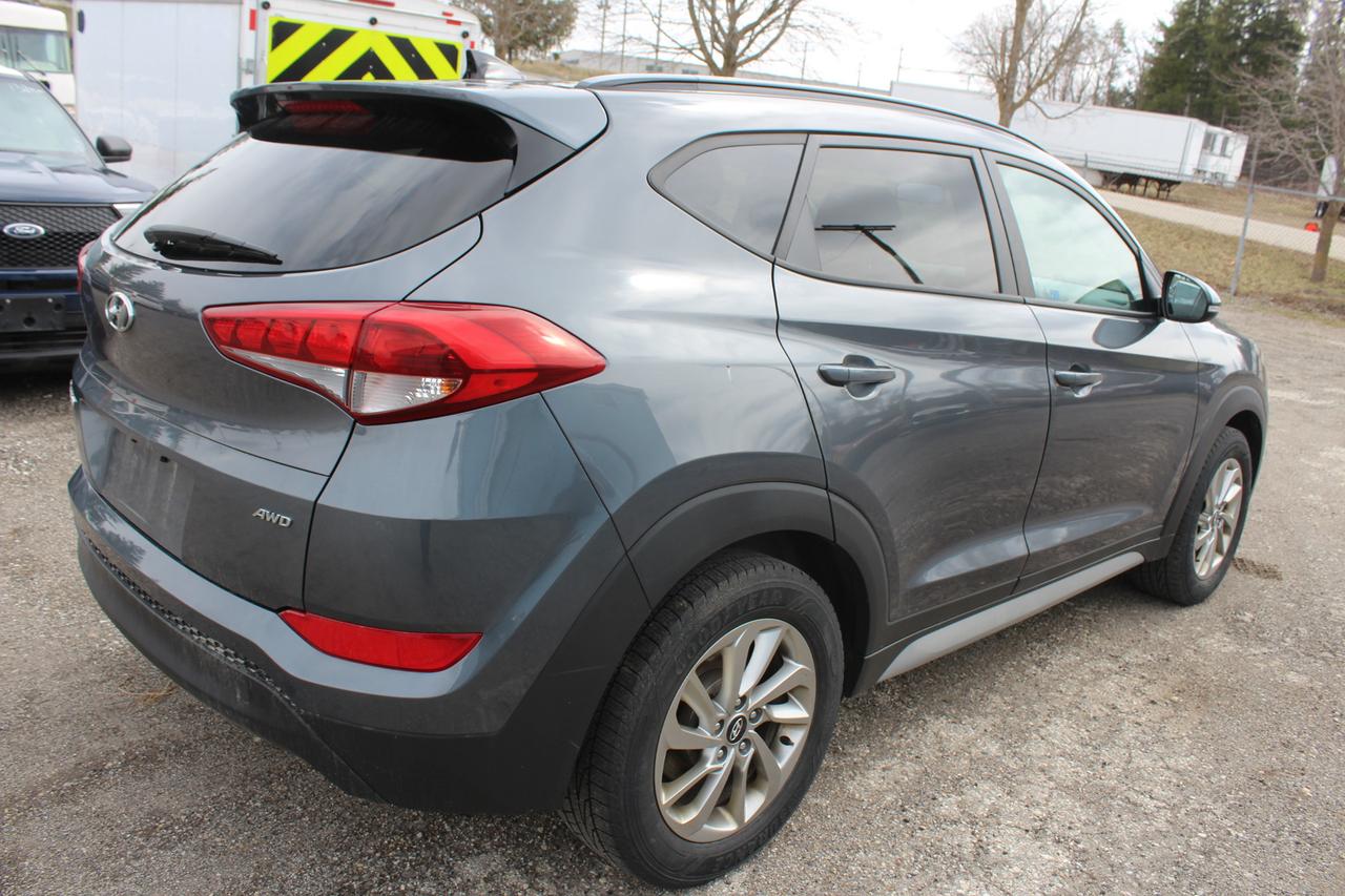 2018 Hyundai Tucson SE Photo