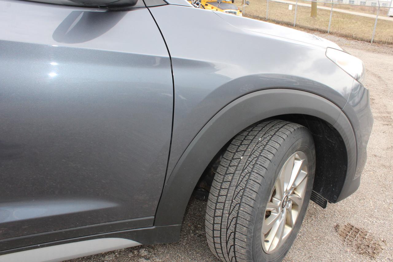 2018 Hyundai Tucson SE Photo
