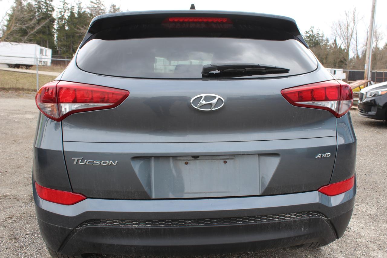 2018 Hyundai Tucson SE Photo