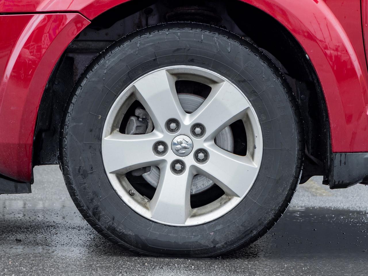 2010 Dodge Journey FWD 4dr SXT   AS IS Photo3